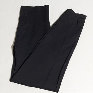 PINK Victoria Secret Cool & Comfy Leggings…